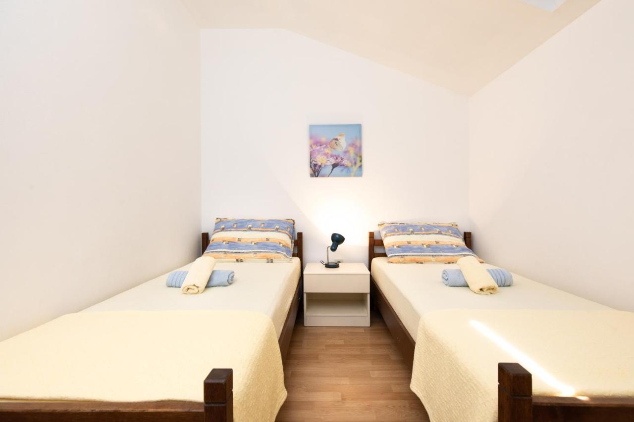 Apartments House ריסיקה מראה חיצוני תמונה