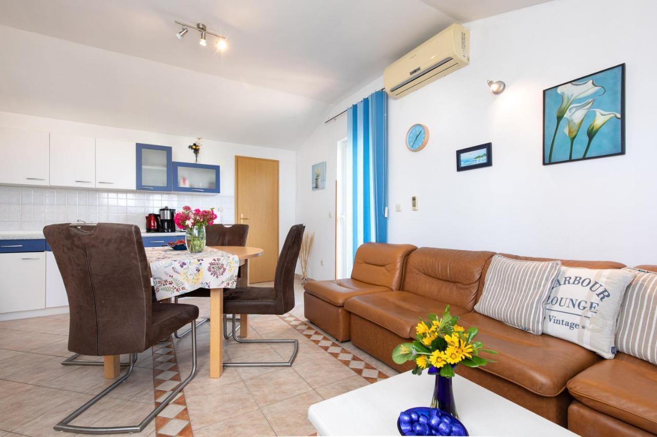 Apartments House ריסיקה מראה חיצוני תמונה