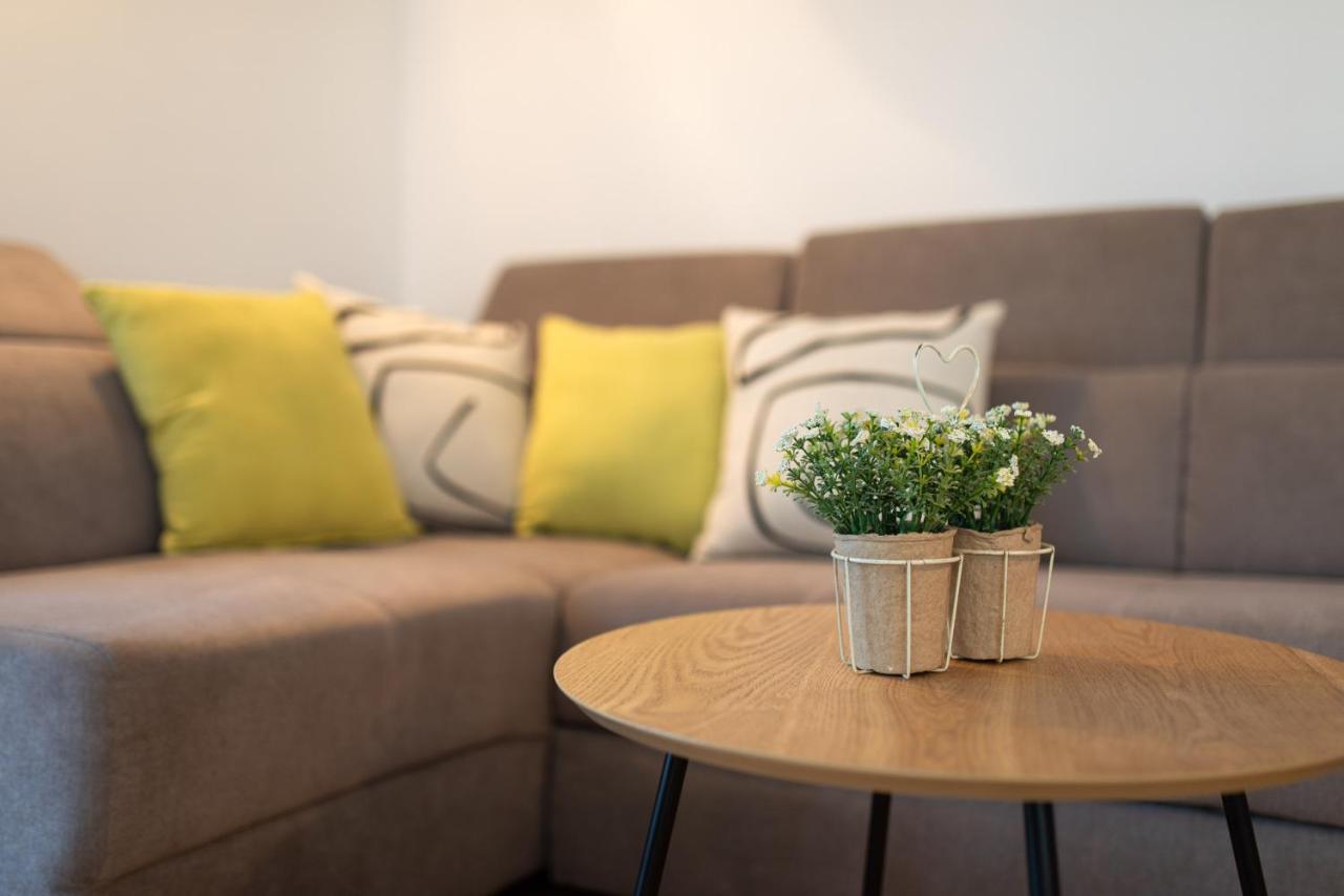 Apartments House ריסיקה מראה חיצוני תמונה